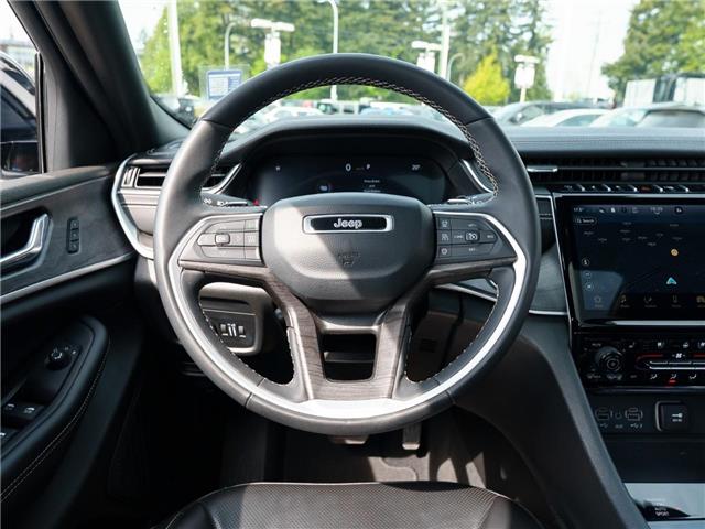 2024 Jeep Grand Cherokee L Limited (Stk: 31120) in Surrey - Image 9 of 20