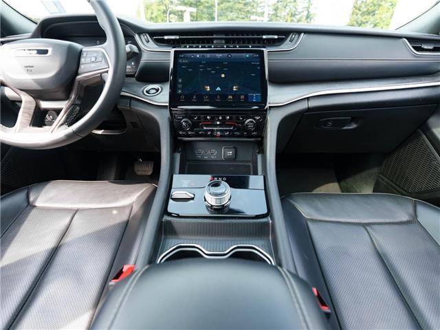 2024 Jeep Grand Cherokee L Limited (Stk: 31120) in Surrey - Image 11 of 20