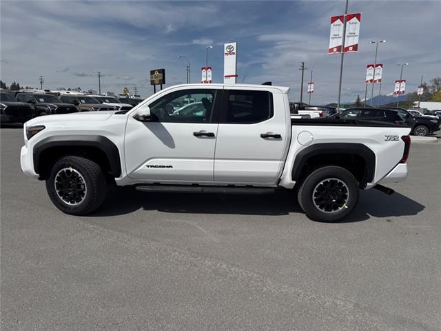 2026 Toyota Tacoma Base (Stk: T122832) in Cranbrook - Image 2 of 21