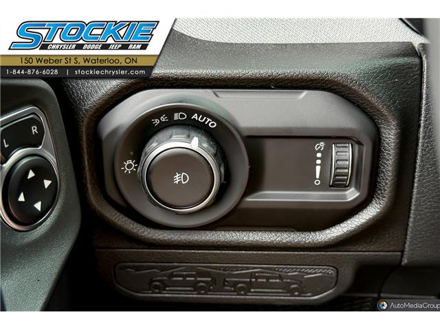 2026 Jeep Wrangler Sport (Stk: 46871) in Waterloo - Image 13 of 20