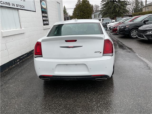 2022 Chrysler 300 S (Stk: 260416) in North Bay - Image 4 of 16