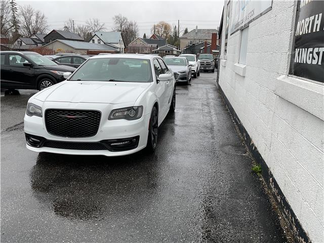 2022 Chrysler 300 S (Stk: 260416) in North Bay - Image 5 of 16