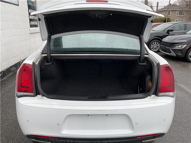 2022 Chrysler 300 S (Stk: 260416) in North Bay - Image 15 of 16