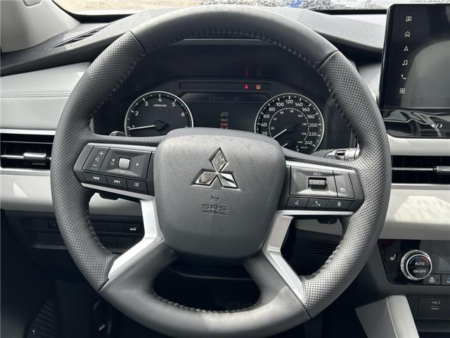 2026 Mitsubishi Outlander LE (Stk: T0227) in Barrie - Image 14 of 16