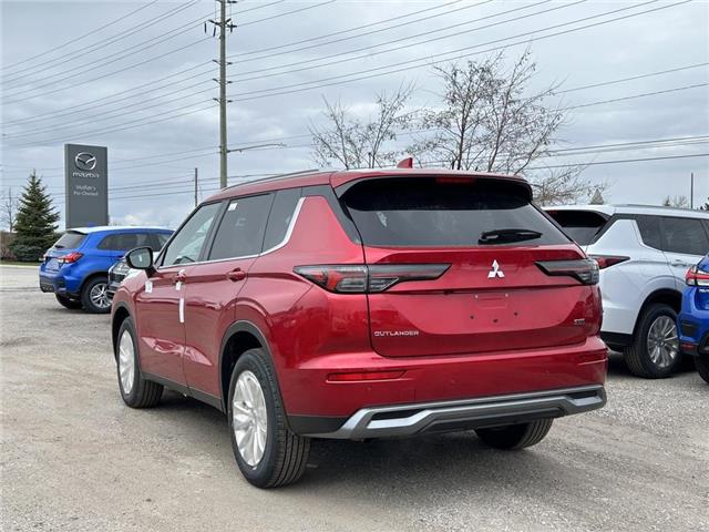 2026 Mitsubishi Outlander SE (Stk: T0229) in Barrie - Image 3 of 17 2026 Mitsubishi Outlander SE (Stk: T0229) in Barrie - Image 3 of 17