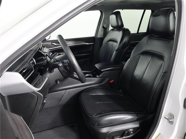 2023 Jeep Grand Cherokee Limited (Stk: A20937) in Calgary - Image 16 of 23 2023 Jeep Grand Cherokee Limited (Stk: A20937) in Calgary - Image 16 of 23