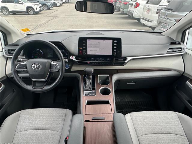 2021 Toyota Sienna LE 8-Passenger (Stk: W7079A) in Cobourg - Image 9 of 24