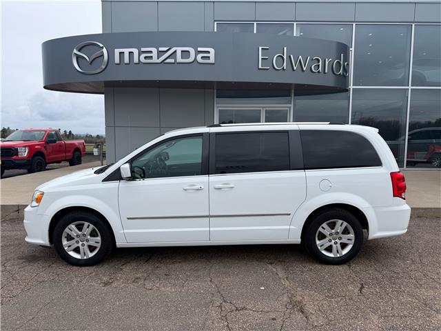2017 Dodge Grand Caravan Crew (Stk: 24788) in Pembroke - Image 1 of 27