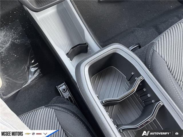 2027 Chevrolet Bolt LT (Stk: 109178) in Goderich - Image 21 of 28
