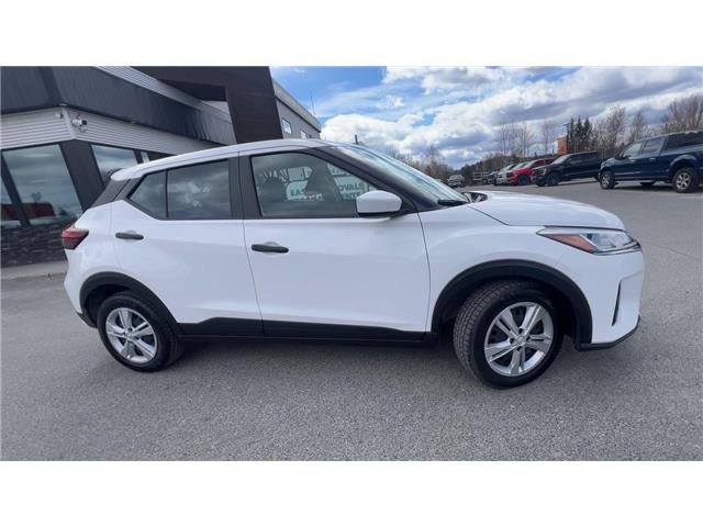 2024 Nissan Kicks S (Stk: 26142) in Sudbury - Image 2 of 24