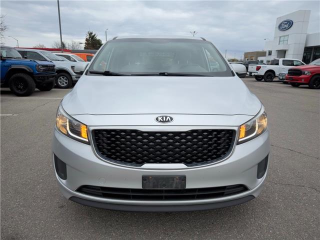 2016 Kia Sedona LX+ (Stk: T1008) in Oakville - Image 4 of 32