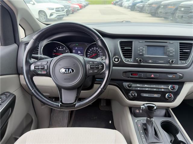 2016 Kia Sedona LX+ (Stk: T1008) in Oakville - Image 17 of 32