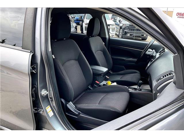 2019 Mitsubishi RVR SE (Stk: 03668U) in Calgary - Image 7 of 33