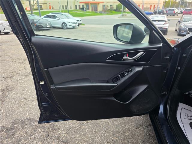 2016 Mazda Mazda3 Sport GS (Stk: 2604188) in Waterloo - Image 10 of 20