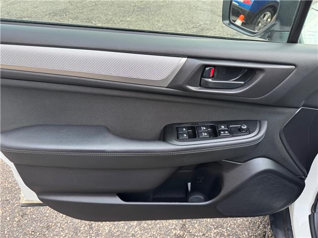 2017 Subaru Outback 2.5i (Stk: 2604171) in Waterloo - Image 9 of 20 2017 Subaru Outback 2.5i (Stk: 2604171) in Waterloo - Image 9 of 20
