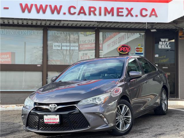 2015 Toyota Camry SE (Stk: 2604148) in Waterloo - Image 1 of 22