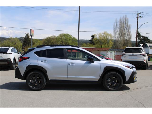 2026 Subaru Crosstrek Onyx (Stk: 238926) in Cranbrook - Image 2 of 28