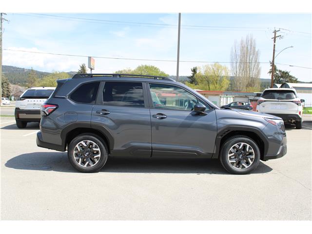 2026 Subaru Forester Convenience (Stk: 460896) in Cranbrook - Image 2 of 22