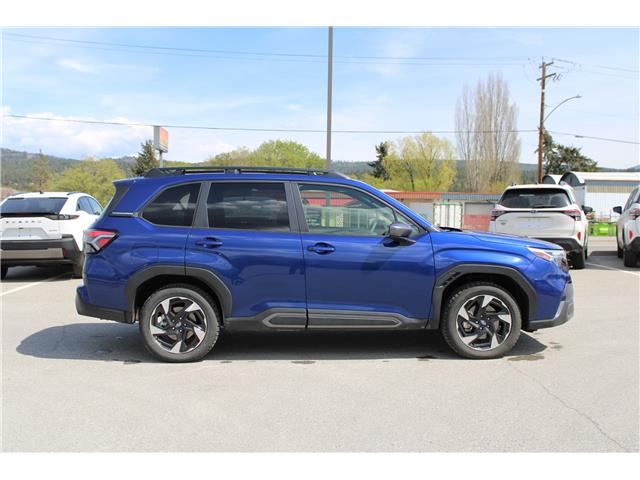 2025 Subaru Forester Limited (Stk: 607727) in Cranbrook - Image 2 of 26