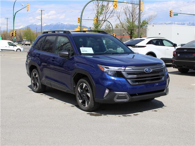 2025 Subaru Forester Limited (Stk: 607727) in Cranbrook - Image 1 of 26