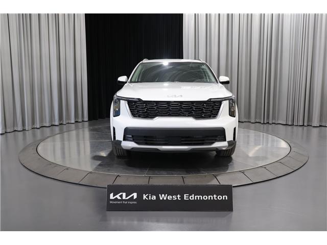 2026 Kia Sorento Plug-In Hybrid LX (Stk: 24332) in Edmonton - Image 2 of 25 2026 Kia Sorento Plug-In Hybrid LX (Stk: 24332) in Edmonton - Image 2 of 25