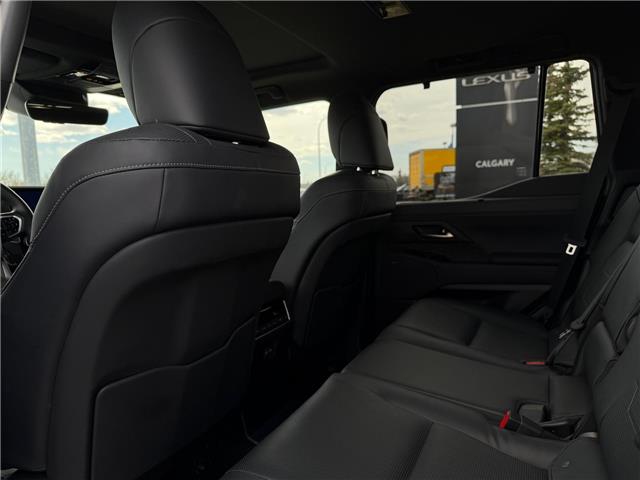 2025 Lexus GX 550 Base (Stk: 4623A) in Calgary - Image 16 of 18