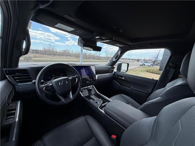 2025 Lexus GX 550 Base (Stk: 4623A) in Calgary - Image 7 of 18