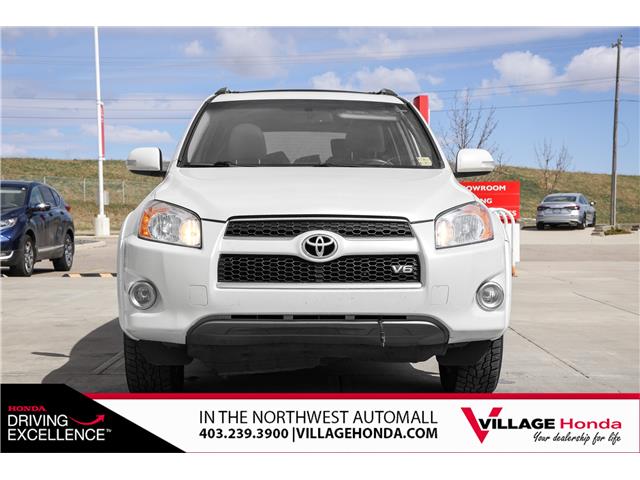 2010 Toyota RAV4 Limited V6 (Stk: B9117) in Calgary - Image 3 of 8 2010 Toyota RAV4 Limited V6 (Stk: B9117) in Calgary - Image 3 of 8