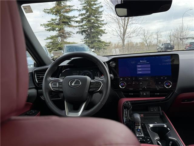 2025 Lexus NX 350h Base (Stk: 260717A) in Calgary - Image 10 of 18
