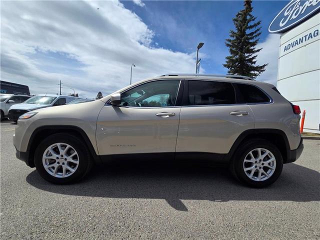 2015 Jeep Cherokee North (Stk: 7106A) in Calgary - Image 2 of 9 2015 Jeep Cherokee North (Stk: 7106A) in Calgary - Image 2 of 9