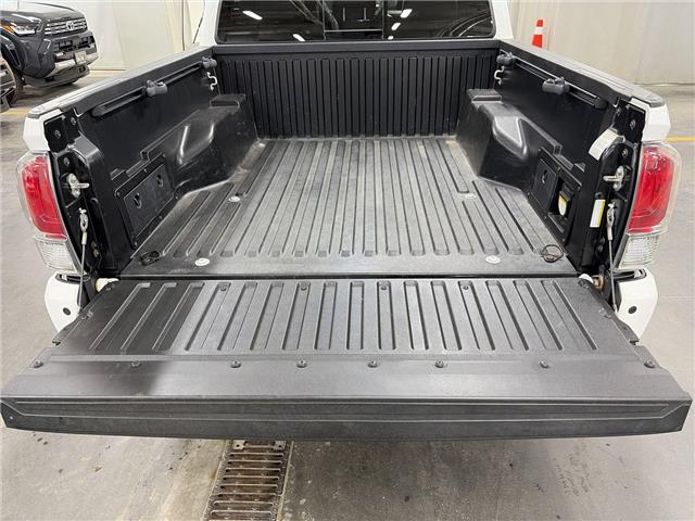 2018 Toyota Tacoma Limited (Stk: 10U6627) in Markham - Image 31 of 33