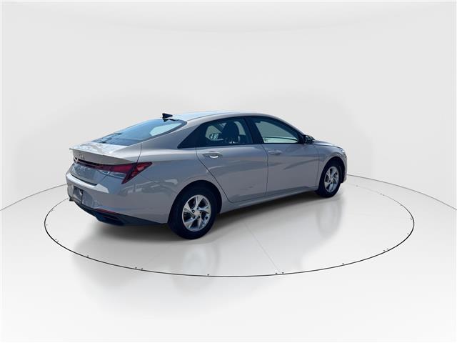 2023 Hyundai Elantra ESSENTIAL (Stk: 16105151A) in Markham - Image 8 of 13