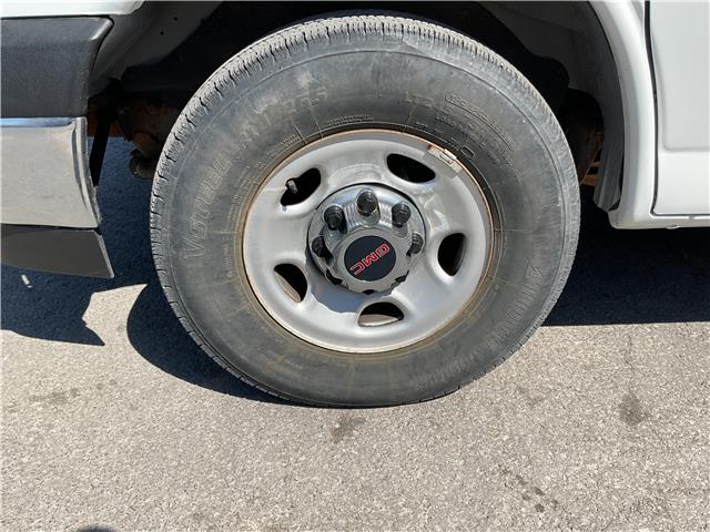 2021 GMC Savana 2500 LT (Stk: 260499) in Kingston - Image 9 of 33