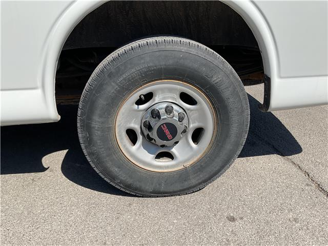 2021 GMC Savana 2500 LT (Stk: 260499) in Kingston - Image 10 of 33
