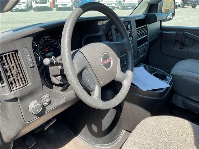 2021 GMC Savana 2500 LT (Stk: 260499) in Kingston - Image 21 of 33