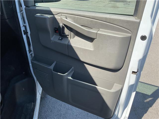 2021 GMC Savana 2500 LT (Stk: 260499) in Kingston - Image 32 of 33