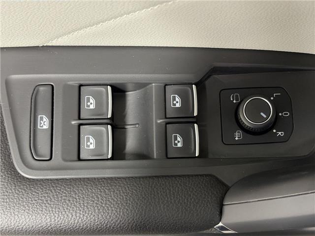 2020 Volkswagen Tiguan Highline (Stk: 10120121AAA) in Markham - Image 13 of 32 2020 Volkswagen Tiguan Highline (Stk: 10120121AAA) in Markham - Image 13 of 32