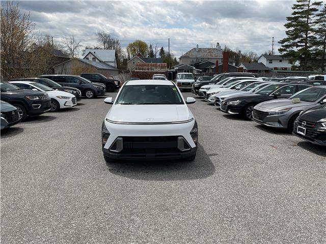 2025 Hyundai Kona 2.0L Essential (Stk: 260524) in Ottawa - Image 2 of 46