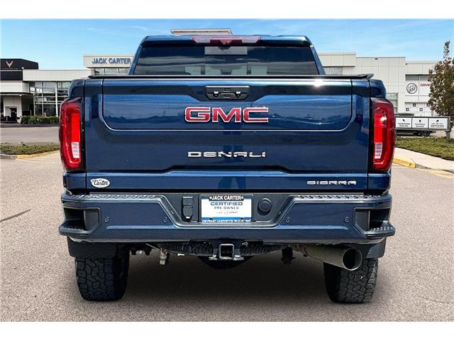 2022 GMC Sierra 3500HD Denali (Stk: 55758U) in Calgary - Image 4 of 35