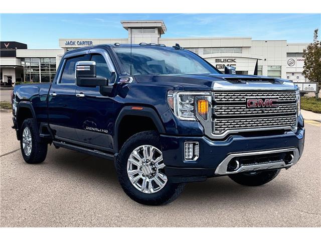 2022 GMC Sierra 3500HD Denali (Stk: 55758U) in Calgary - Image 11 of 35