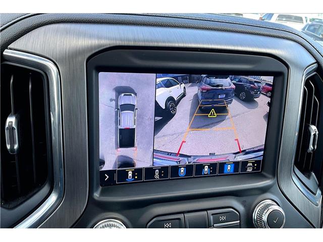 2022 GMC Sierra 3500HD Denali (Stk: 55758U) in Calgary - Image 23 of 35