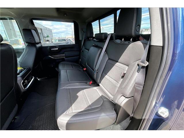 2022 GMC Sierra 3500HD Denali (Stk: 55758U) in Calgary - Image 27 of 35