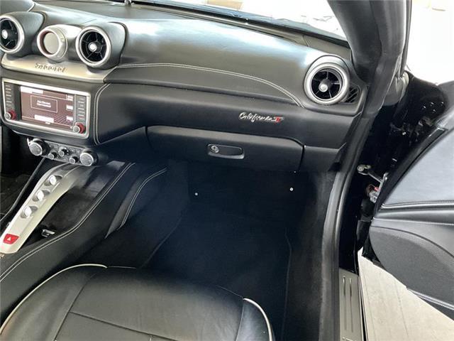 2015 Ferrari California T (Stk: C0322A) in Richmond - Image 21 of 25