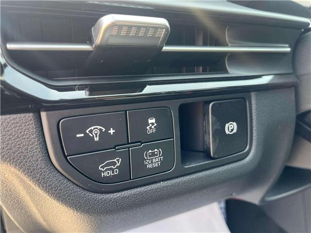 2026 Kia Sportage Hybrid SX w/Red Interior (Stk: SP26074) in Cold Lake - Image 11 of 25 2026 Kia Sportage Hybrid SX w/Red Interior (Stk: SP26074) in Cold Lake - Image 11 of 25