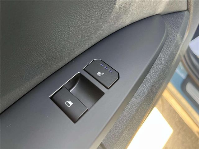 2026 Kia Sportage Hybrid SX w/Red Interior (Stk: SP26074) in Cold Lake - Image 15 of 25 2026 Kia Sportage Hybrid SX w/Red Interior (Stk: SP26074) in Cold Lake - Image 15 of 25