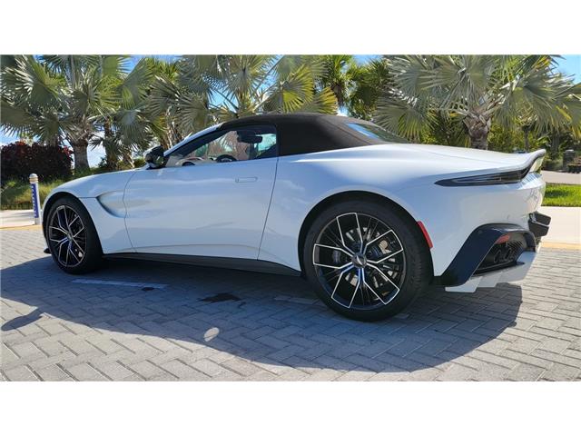 2022 Aston Martin Vantage Roadster (Stk: A4306) in Wyoming - Image 6 of 22