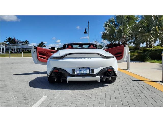 2022 Aston Martin Vantage Roadster (Stk: A4306) in Wyoming - Image 9 of 22