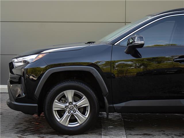 2022 Toyota RAV4 XLE (Stk: TR8568) in Windsor - Image 3 of 27