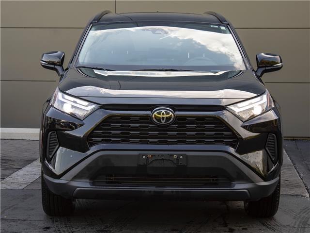 2022 Toyota RAV4 XLE (Stk: TR8568) in Windsor - Image 2 of 27