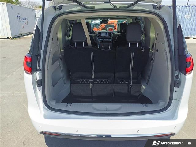 2024 Chrysler Pacifica Limited (Stk: 166285) in London - Image 11 of 26